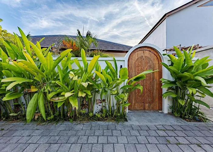 Nomadia * Uluwatu